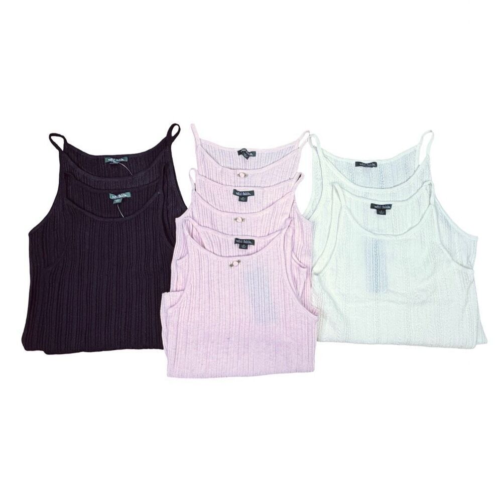 Wild Fable Reseller Bundle - Tops - Assorted Sizes - 17 Pieces - $2.94/each - Picture 11 of 12